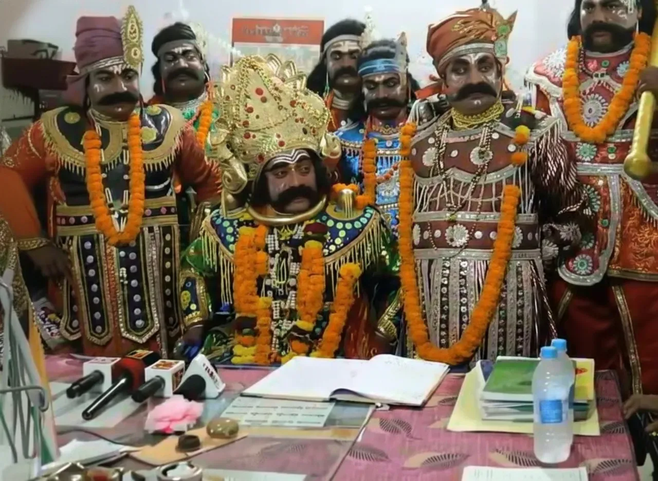 Bargarh Dhanu Yatra: Maharaja Kansa irked over poor condition of bus stand, slaps fine