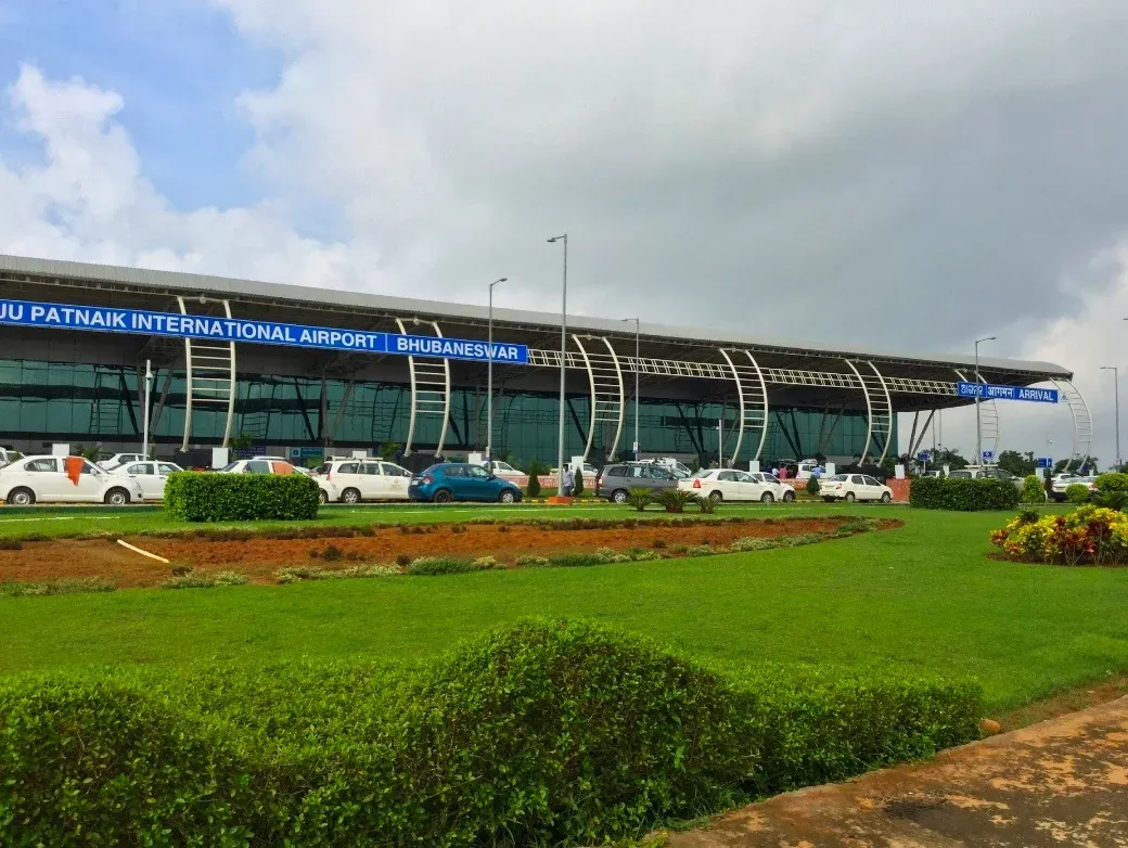 Ganja worth nearly Rs 4 Crore seized at Bhubaneswar airport; Bangkok passenger held